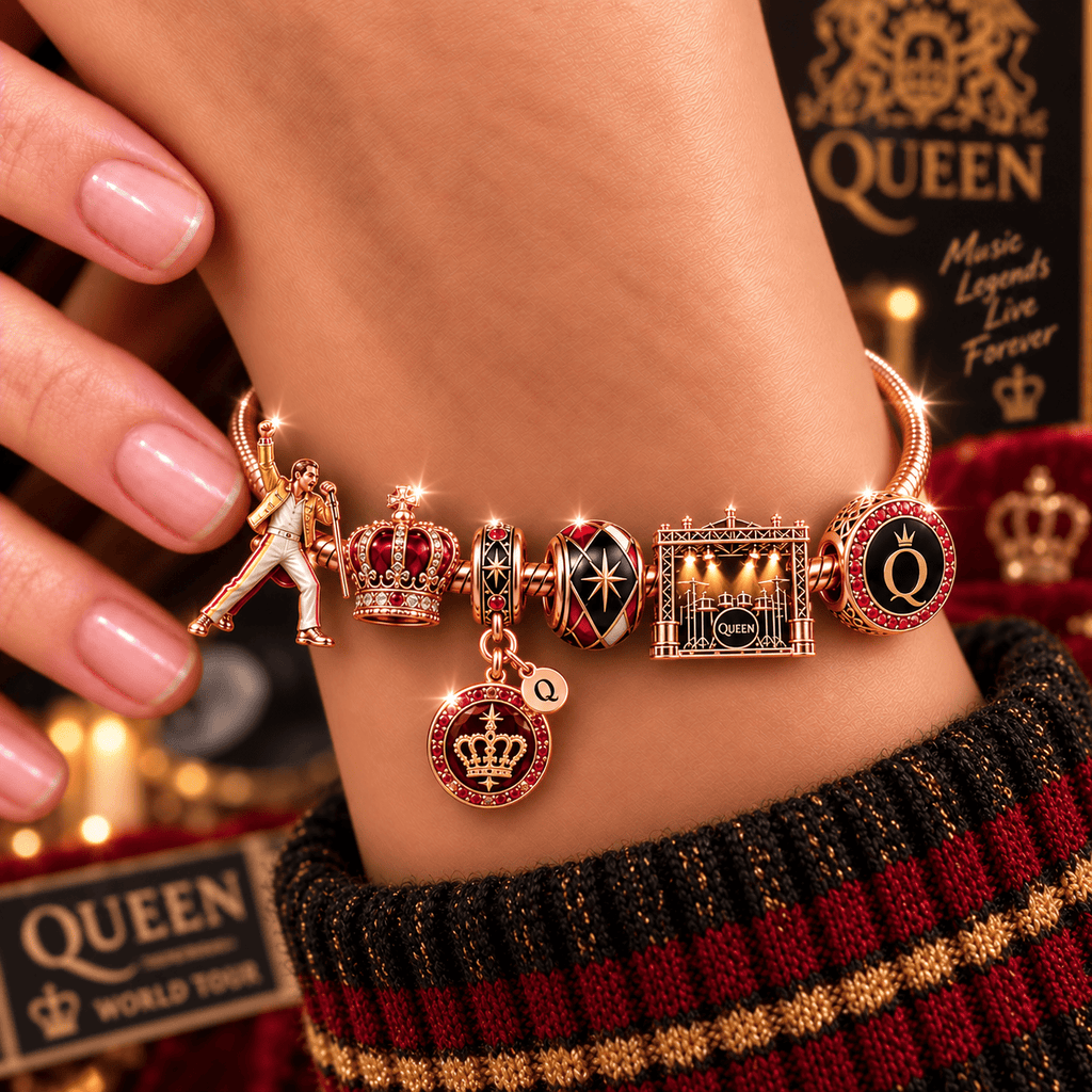 QNN Gold Charm Bracelet Set NHVH